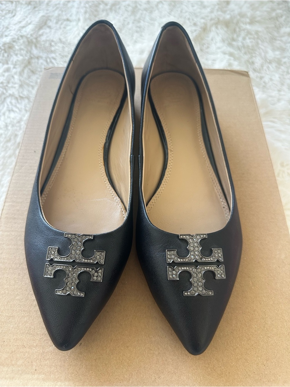 Tory Burch Pointed Toe Leather Flats Black Crystal Double T Logo Women’s Size 8